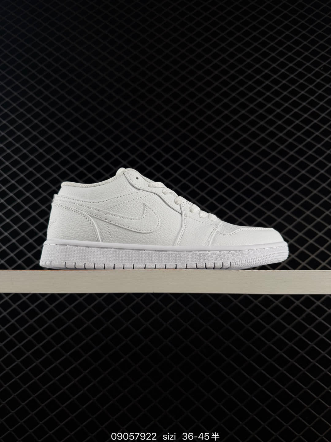 Nike Air Jordan 1 Low OG AJ1-553558-146 Nike Air Jordan 1 Low OG AJ1-553558-146